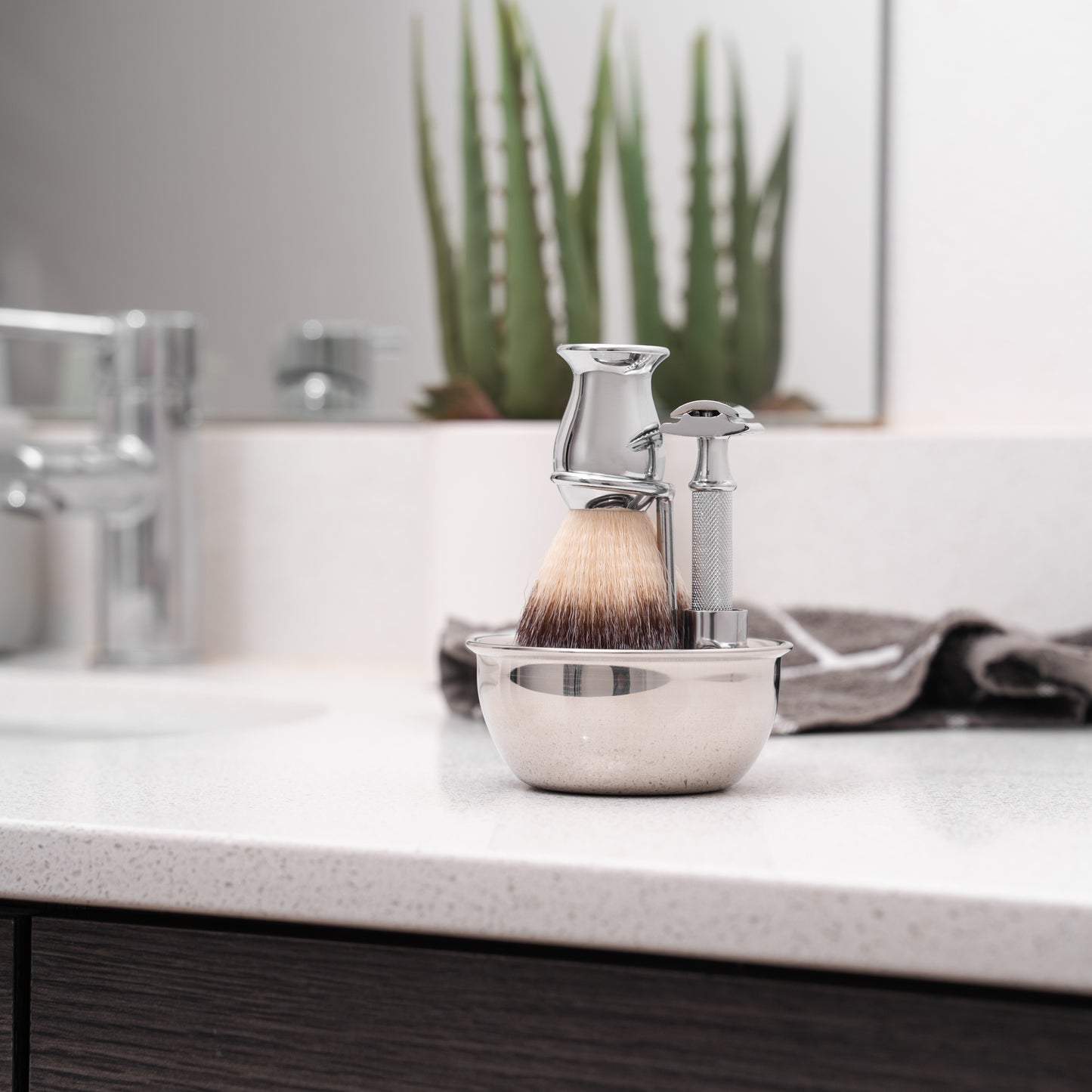 luxury shaving kit with razor, brush and bowl